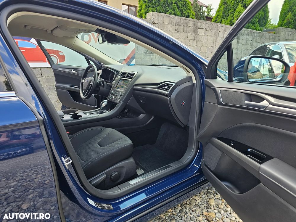 Ford Mondeo - 30