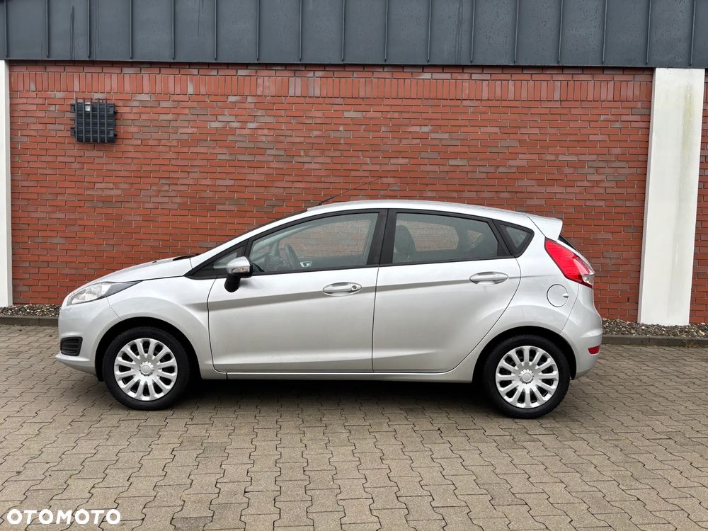Ford Fiesta 1.25 Trend - 10