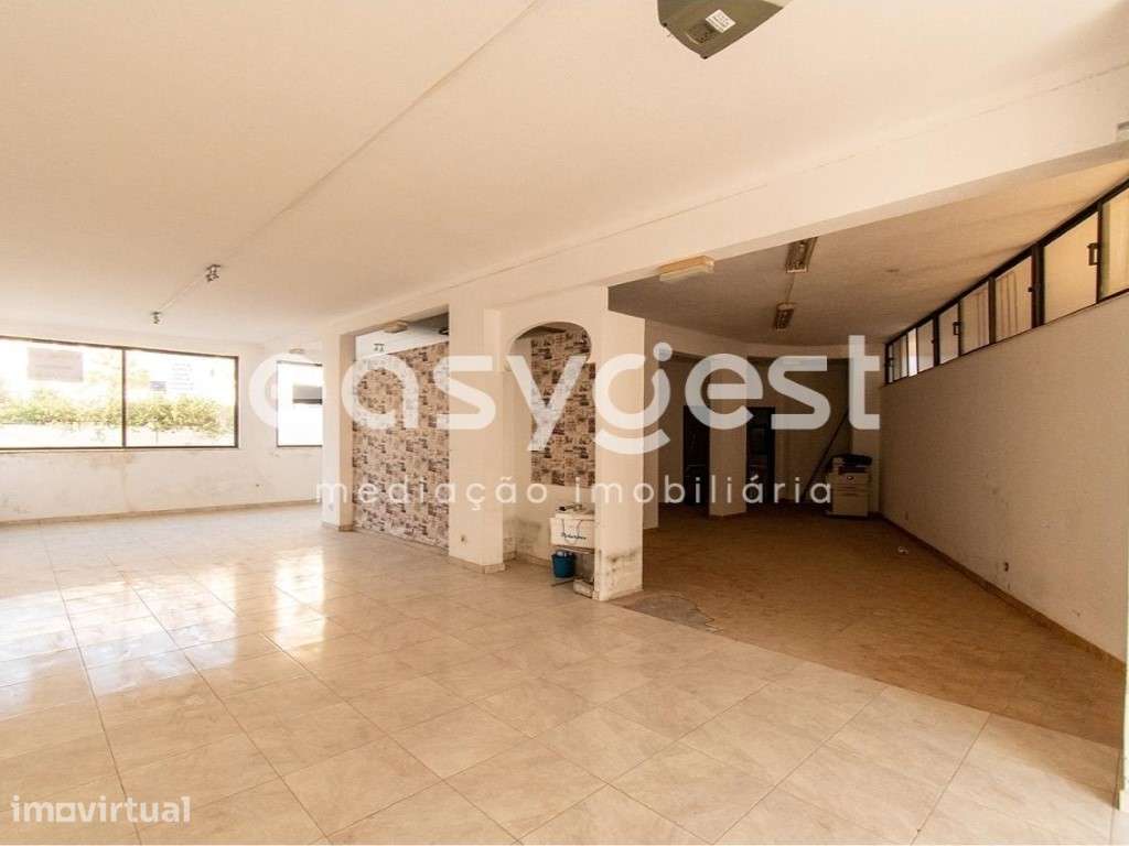 Loja com uma área de 147m2 perto da praia em Altura - Castro Marim - Grande imagem: 2/13