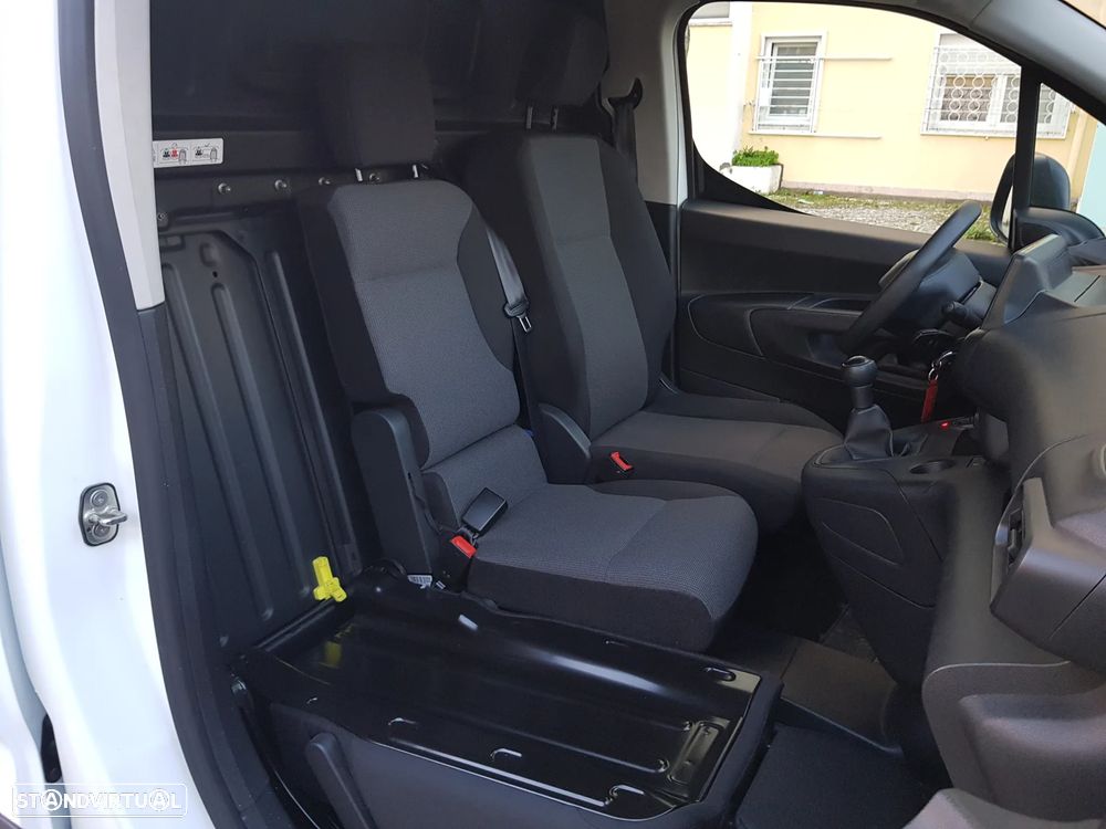 Peugeot Partner 3 Lugares - 37