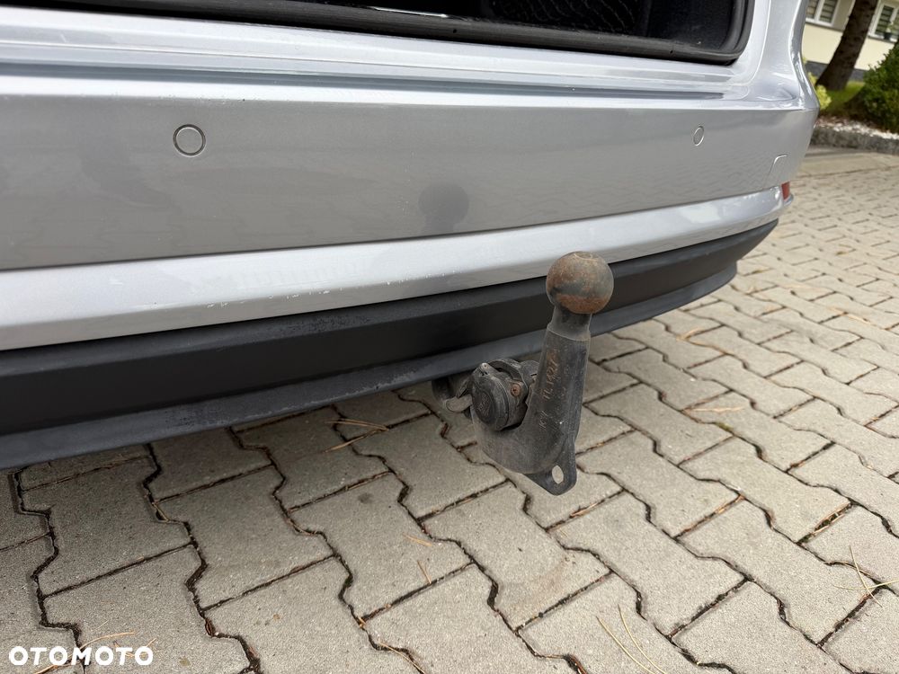 Audi A4 Avant 2.0 TDI S tronic quattro - 14