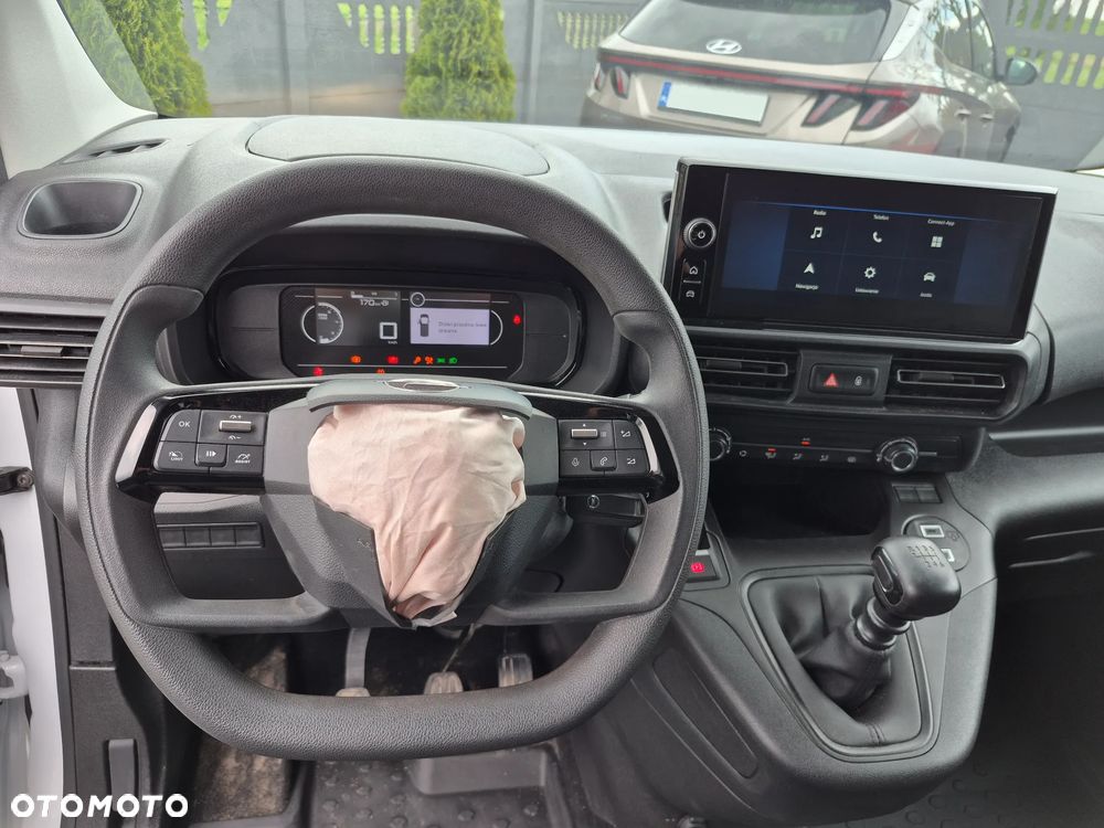 Opel COMBO - 8