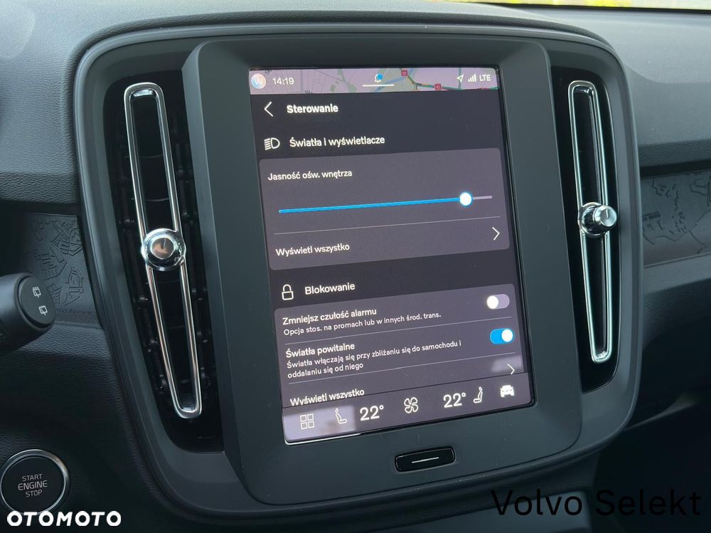 Volvo XC 40 - 35