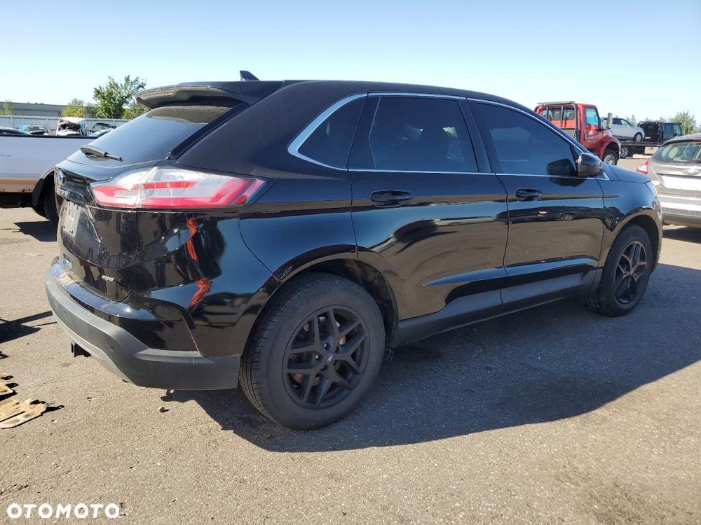 Ford Edge - 5