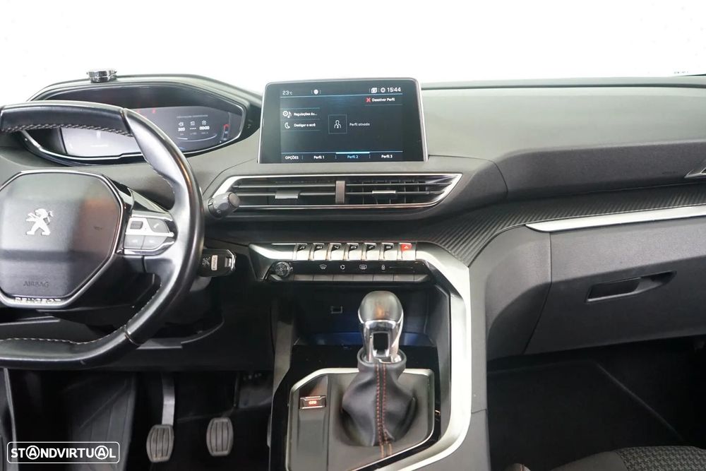 Peugeot 3008 1.2 PureTech Allure Pack - 23