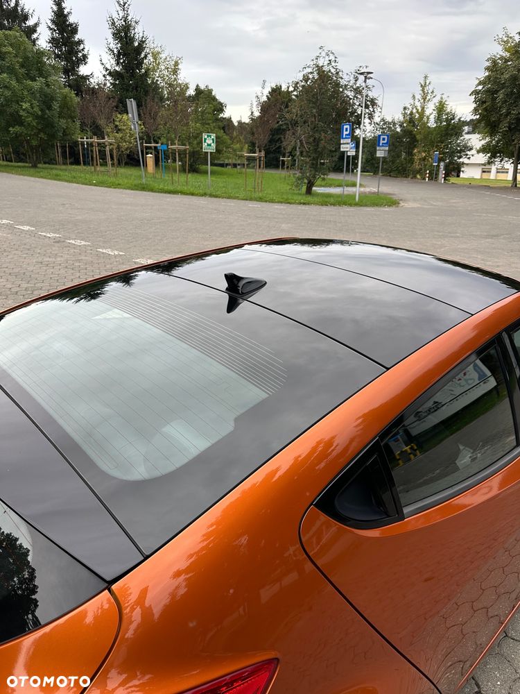 Hyundai Veloster 1.6 GDI Premium - 12