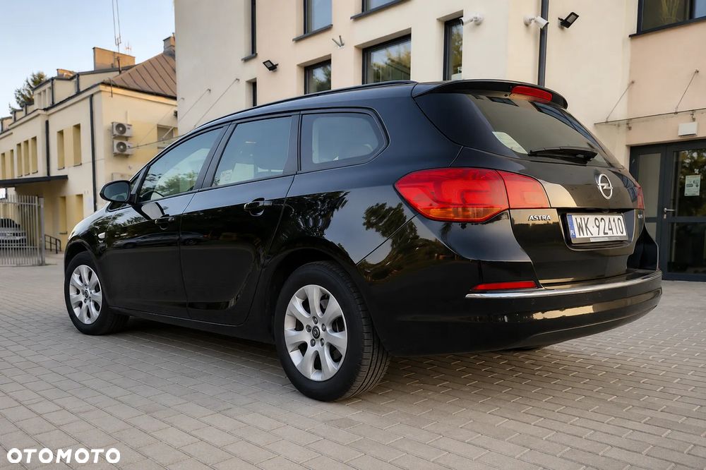 Opel Astra - 4