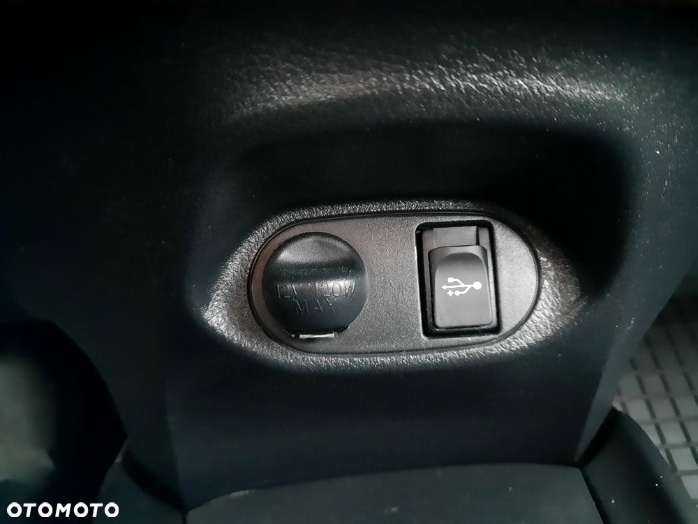 Toyota Yaris 1.33 VVT-i Trend - 35