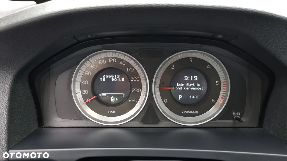 Volvo S60 D3 Geartronic Momentum - 24