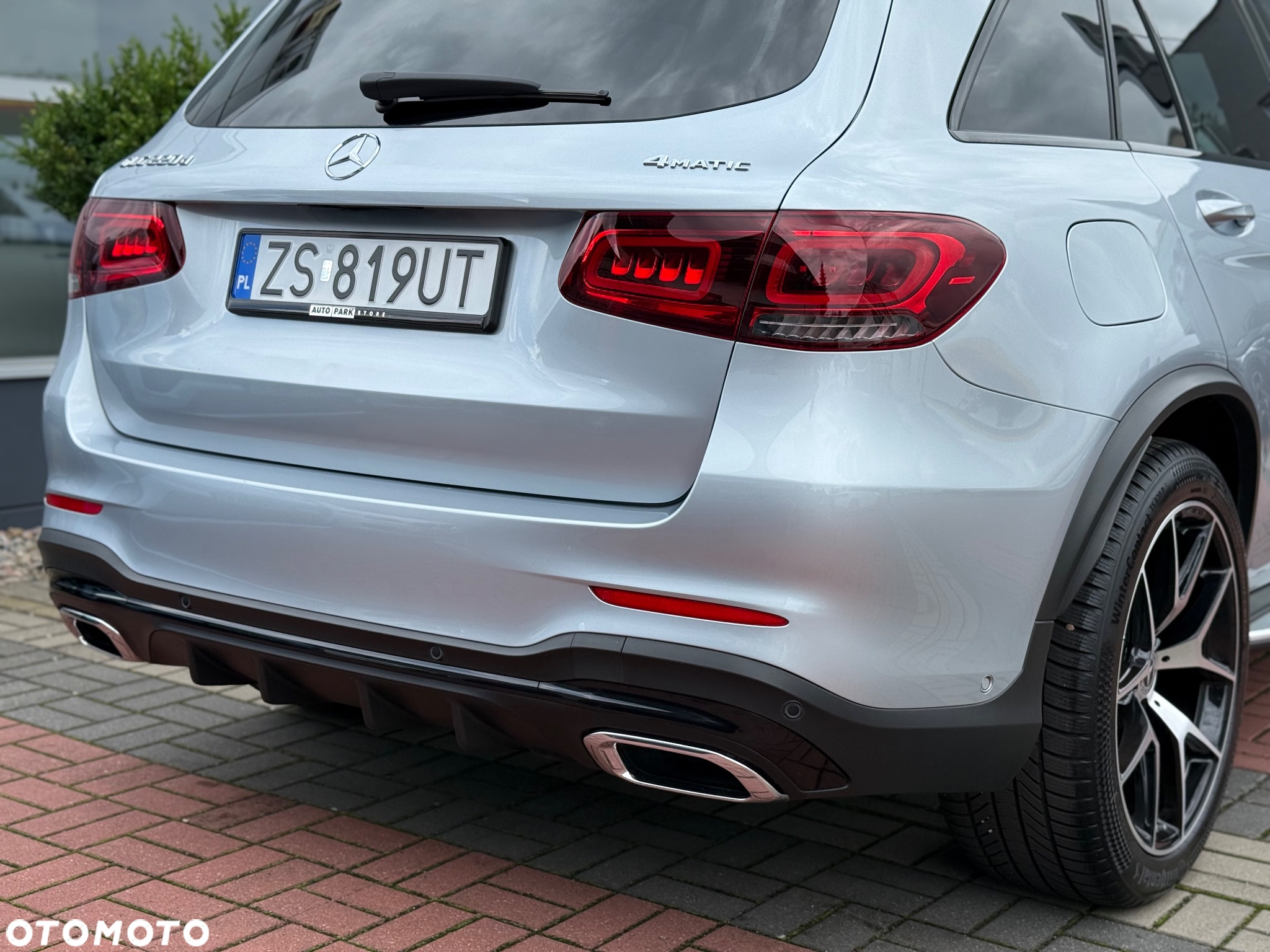 Mercedes-Benz GLC 220 d 4Matic 9G-TRONIC AMG Line Plus - 14