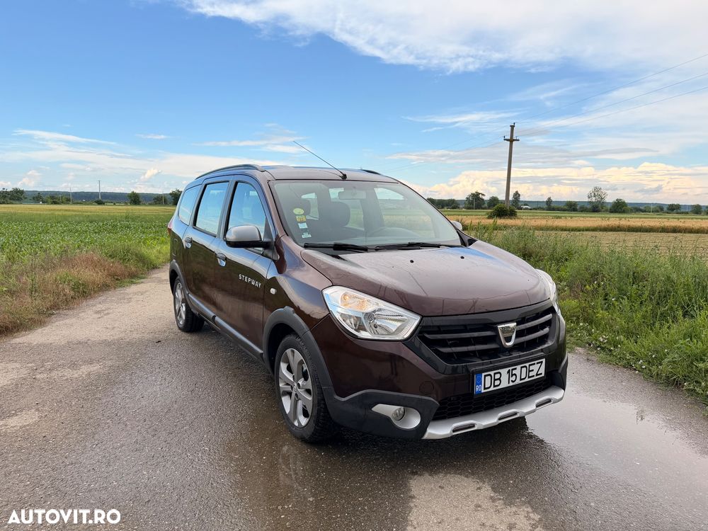 Dacia Lodgy 1.5 dCi 109 CP Stepway - 1
