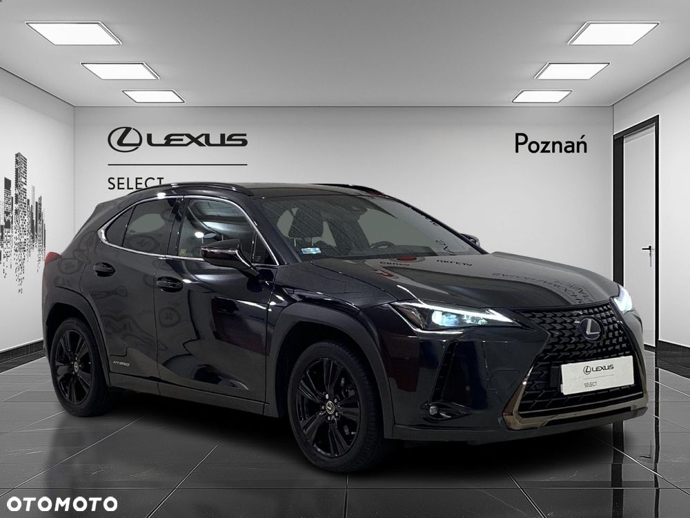 Lexus UX - 8