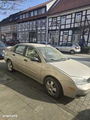 Ford Focus - 1