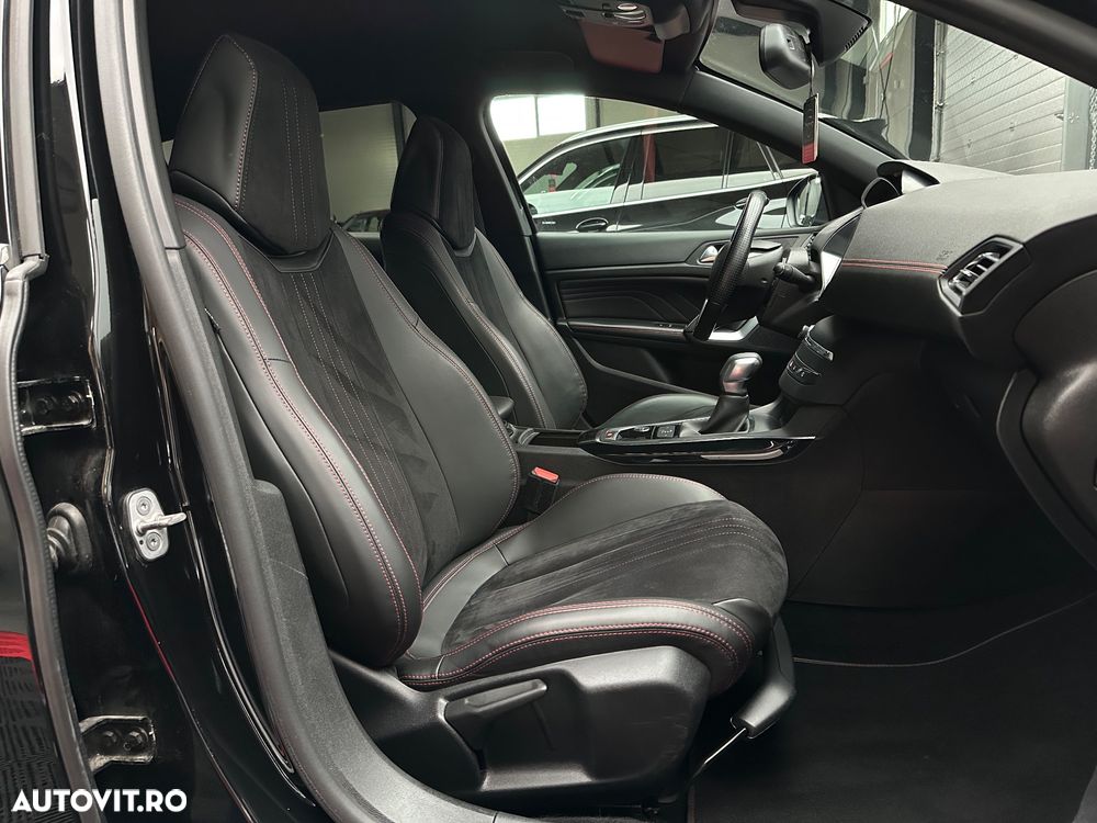 Peugeot 308 PureTech 130 EAT6 Stop & Start GT-Line Edition - 24