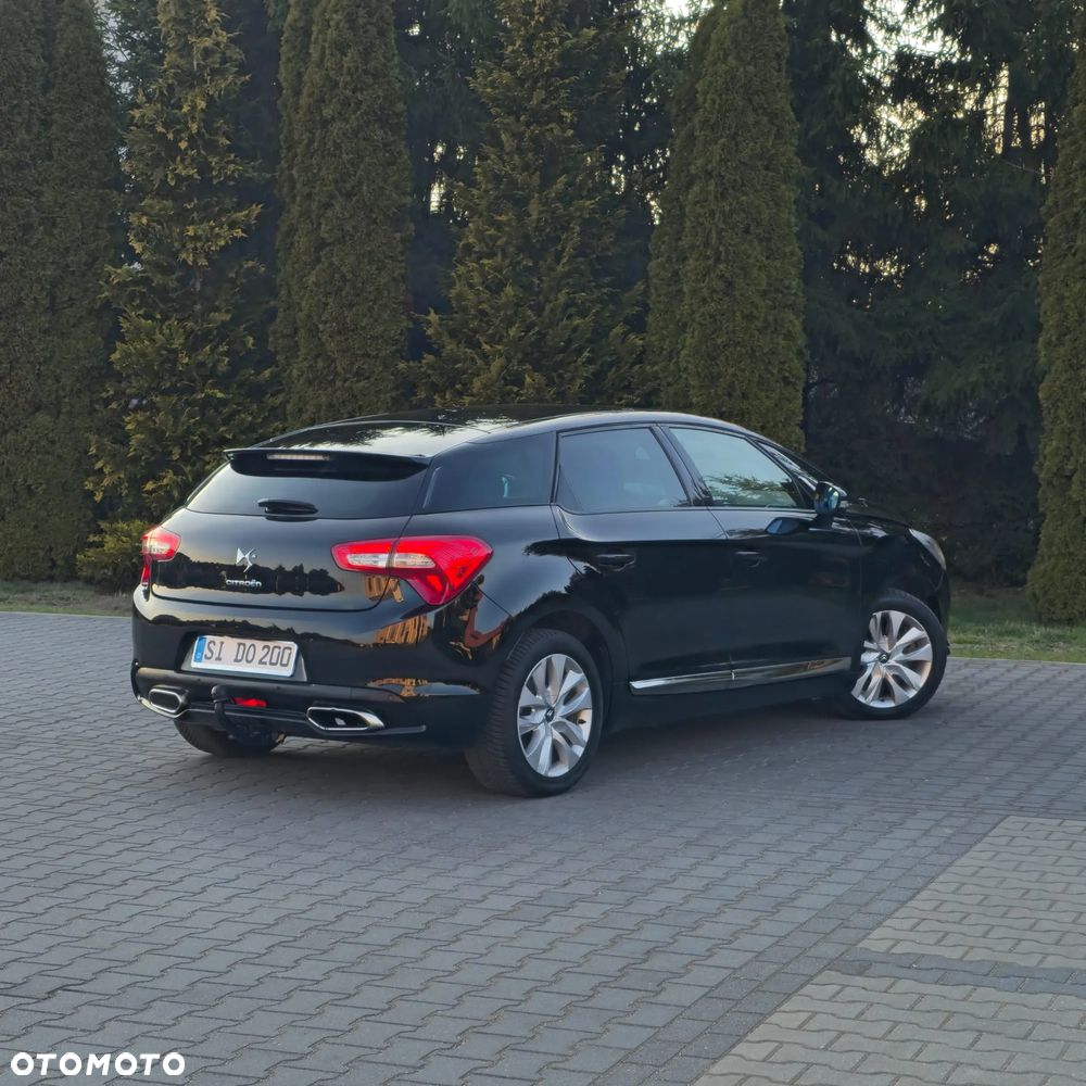 Citroën DS5 HDi 165 SportChic - 12