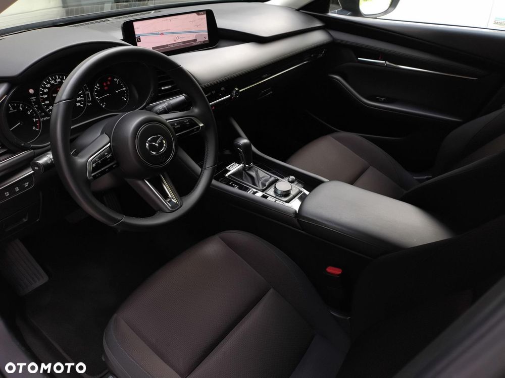 Mazda 3 - 10