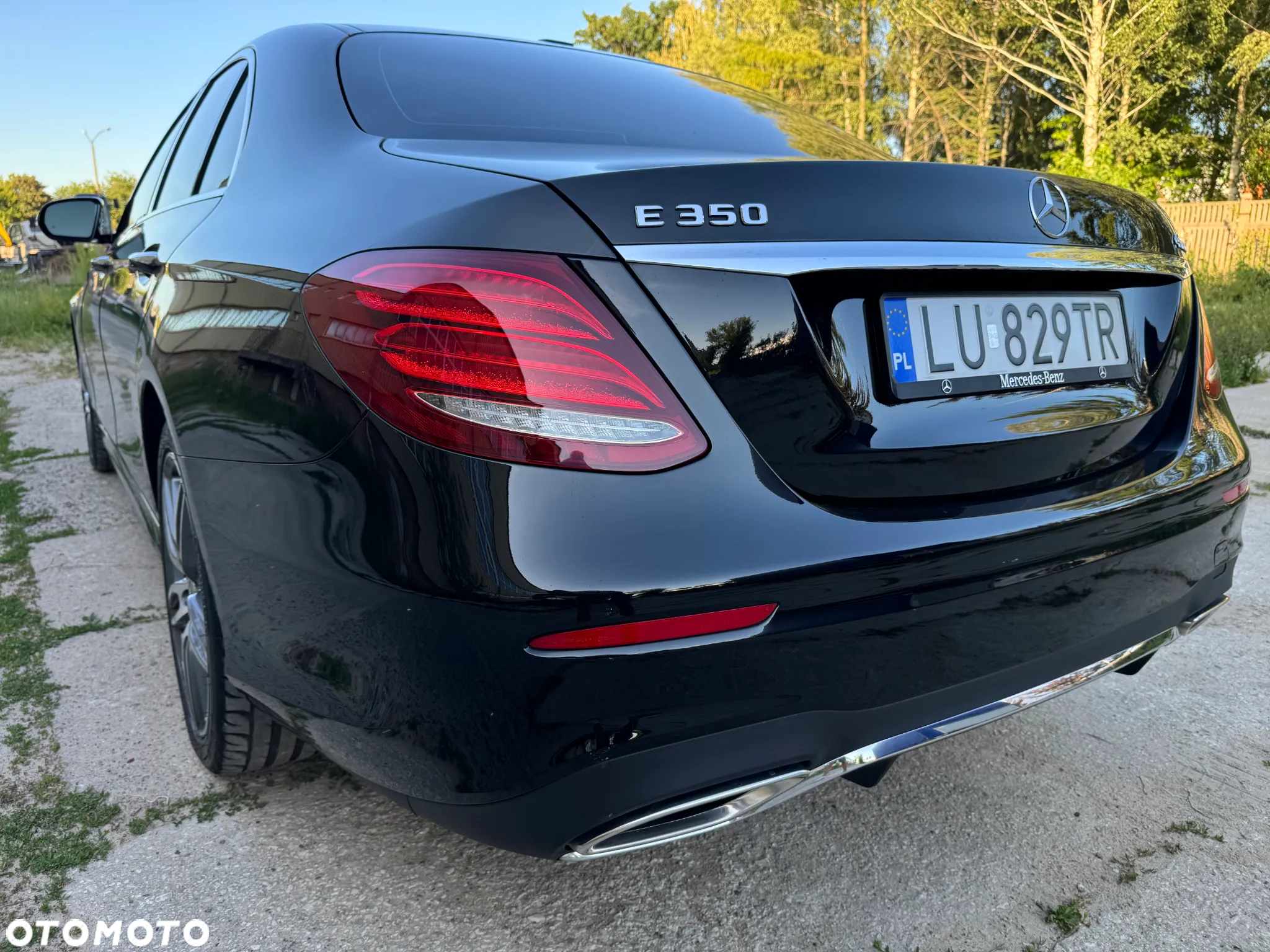 Mercedes-Benz Klasa E 350 9G-TRONIC AMG Line - 4