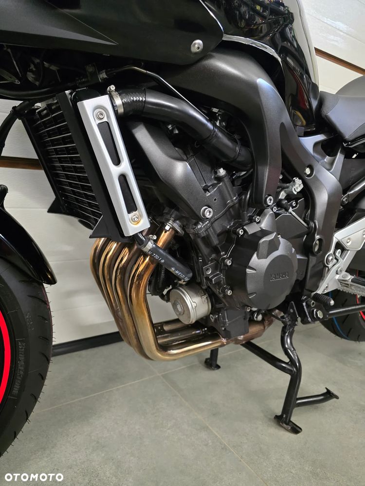 Yamaha FZ6 - 15