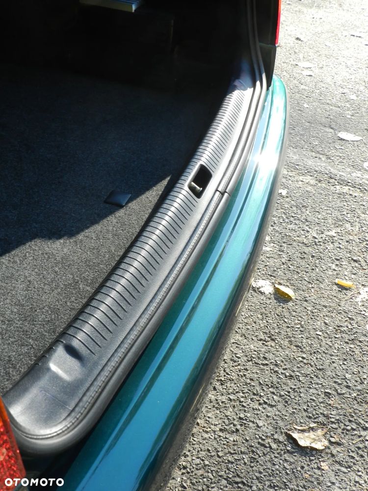 Volkswagen Passat - 20