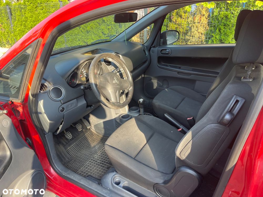 Mitsubishi Colt - 9
