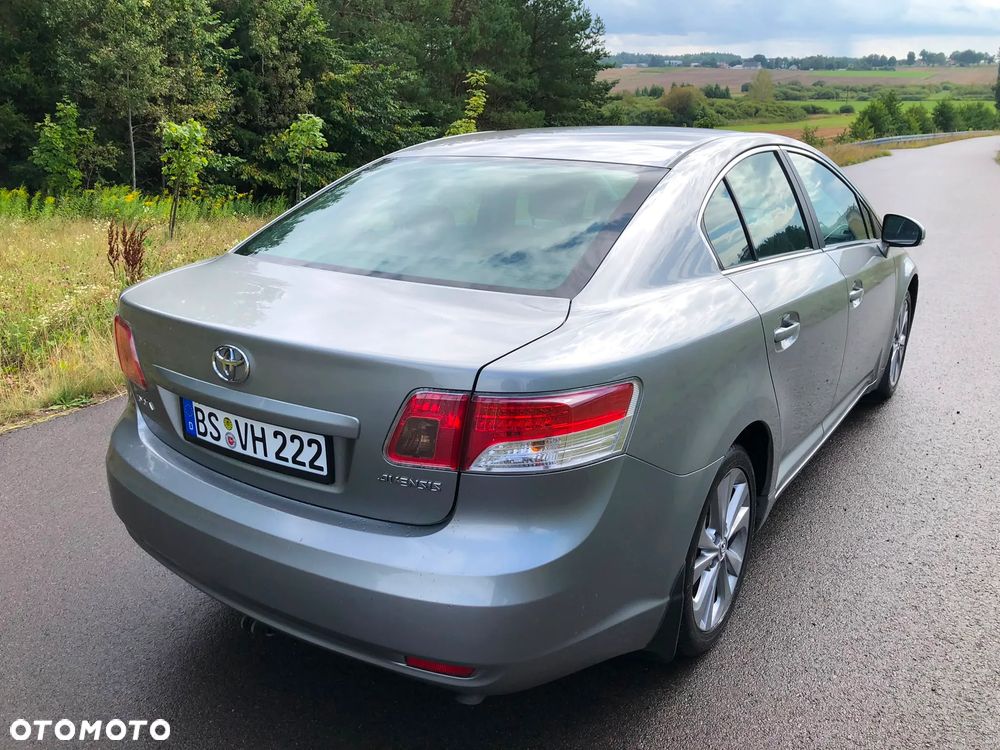 Toyota Avensis 1.8 Active - 5