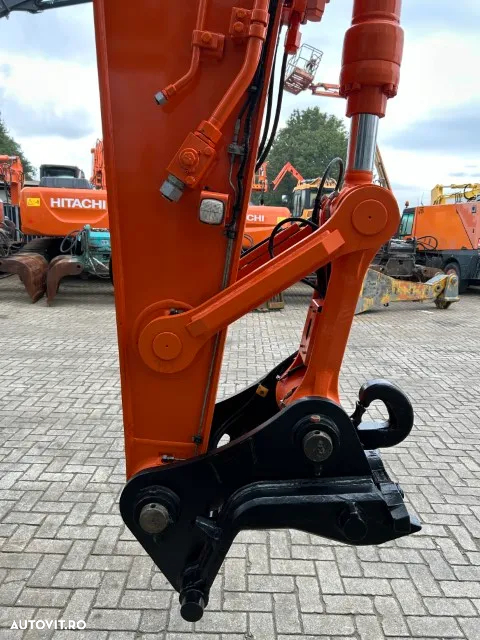 Hitachi ZX 190W-5B - 17