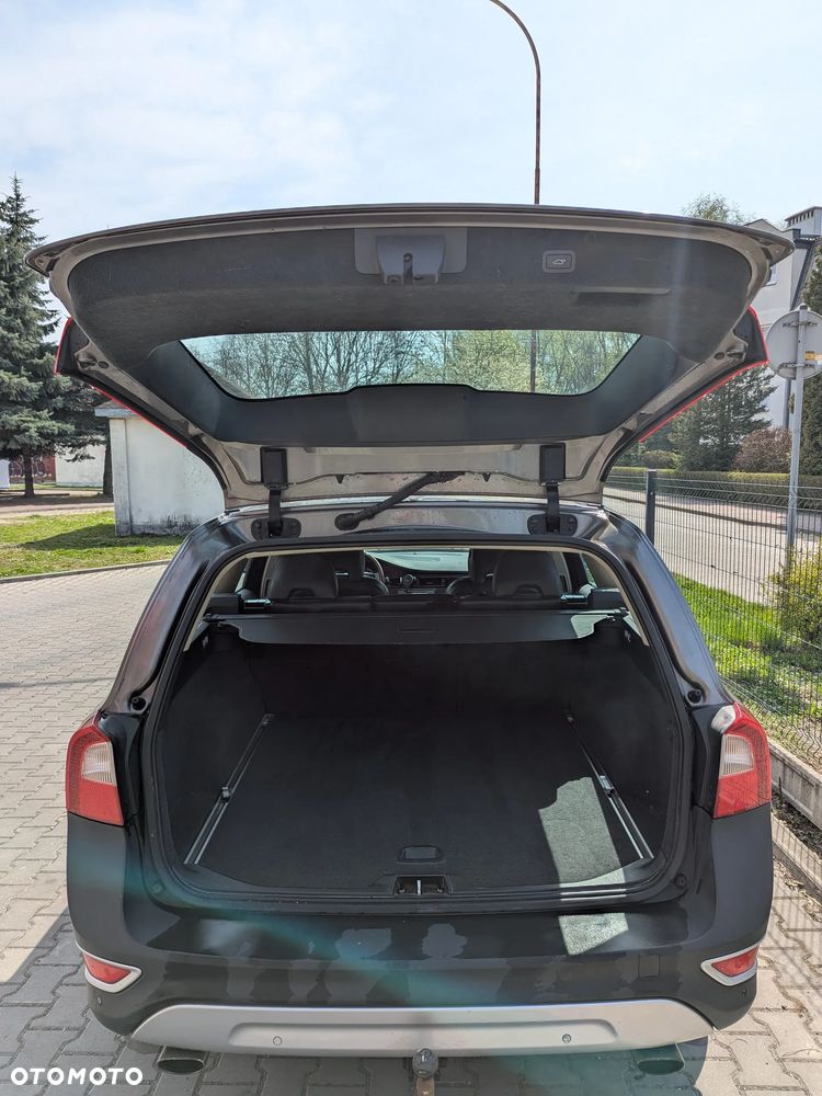 Volvo XC 70 3.2 AWD Kinetic - 13