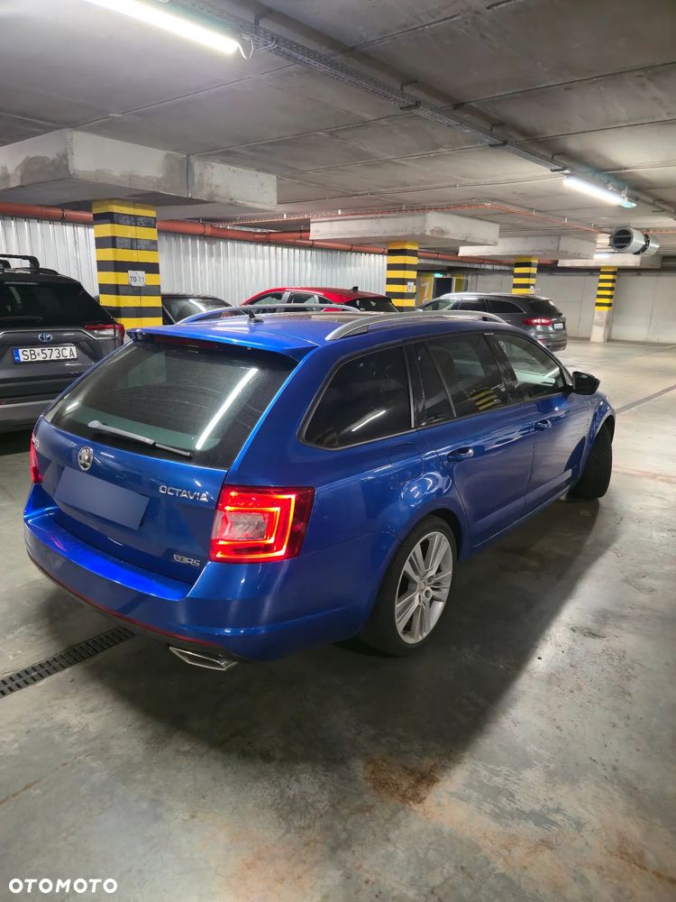 Skoda Octavia 2.0 TDI RS DSG - 3