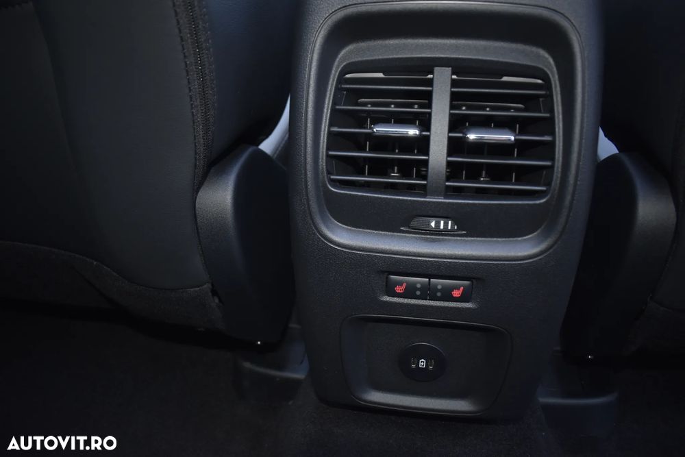 Ford Kuga - 17