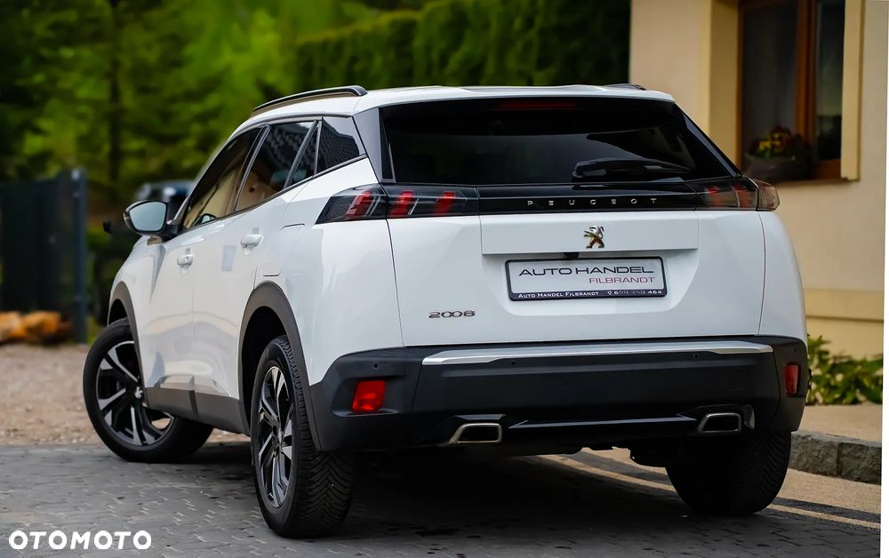 Peugeot 2008 1.2 PureTech Allure Pack S&S - 21