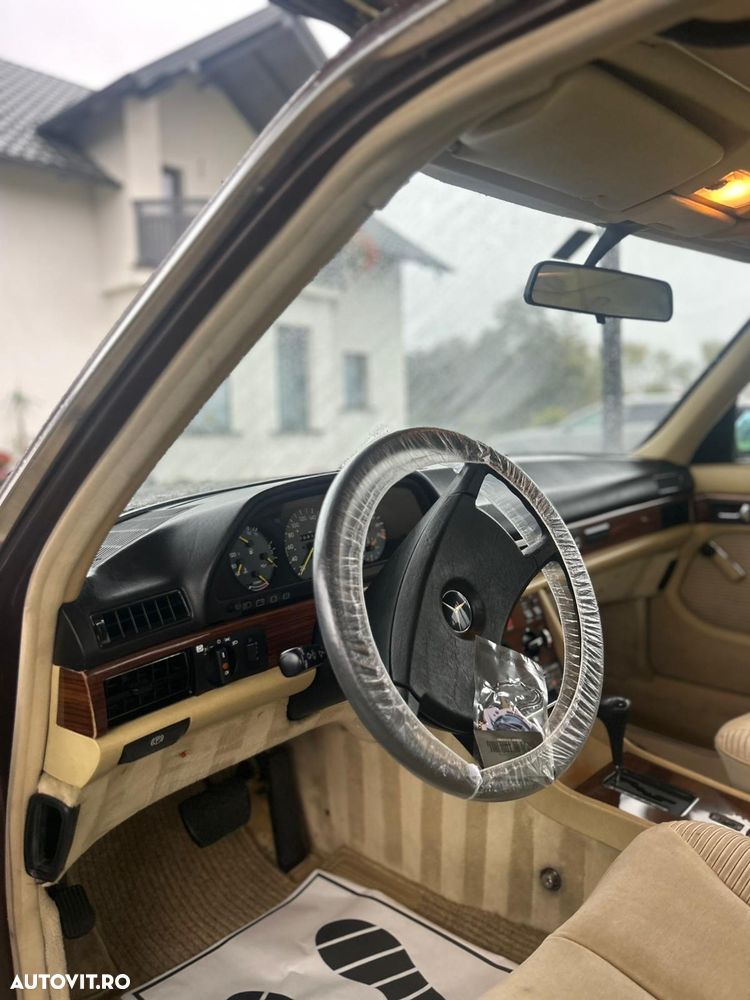 Mercedes-Benz W126 - 4