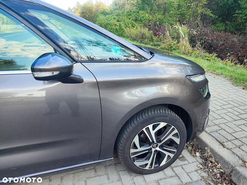 Citroën C4 Picasso 1.2 PureTech MoreLife - 22