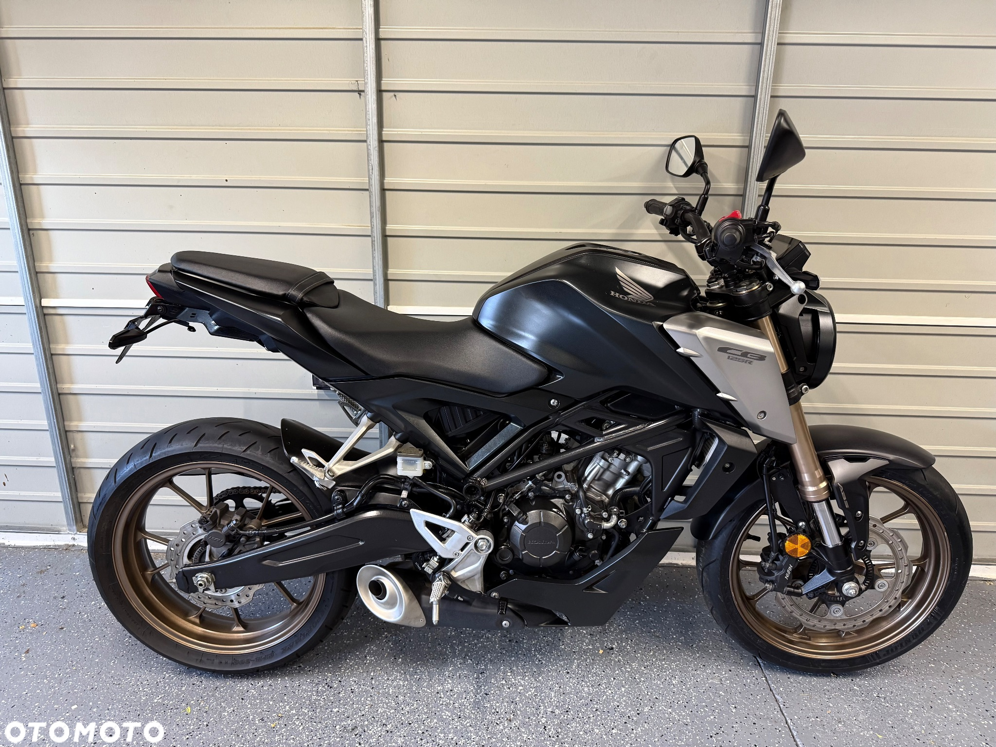 Honda CB - 2