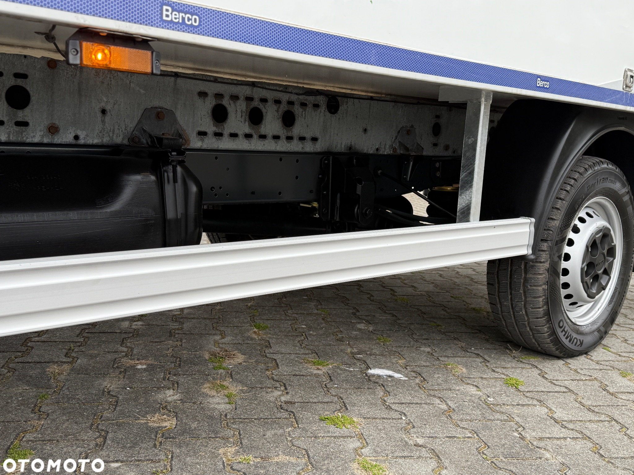 Iveco DAILY 35-160 160KM Hi Matic *Resor+Poduszka* Full LED Kontener * Izoterma +Winda 750KG SUPER STAN!!! - 20