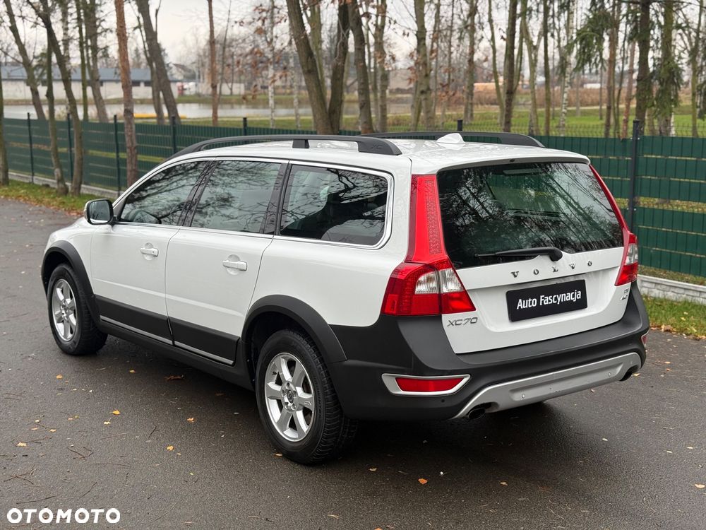 Volvo XC 70 D5 AWD Summum - 5