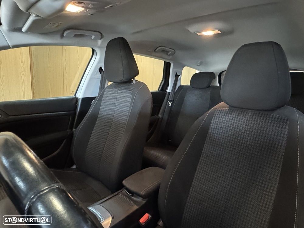 Peugeot 308 SW 1.5 BlueHDi Active Pack EAT8 - 24