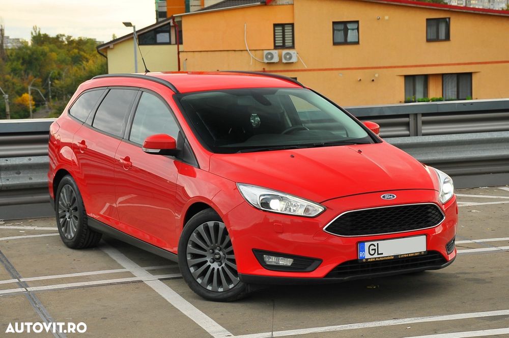 Ford Focus Turnier 1.5 EcoBlue Start-Stopp-System ST-LINE STYLE - 10