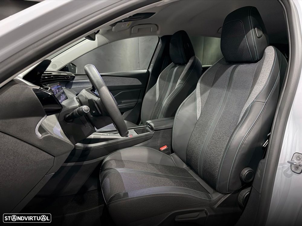 Peugeot 308 1.2 PureTech Allure Pack EAT8 - 15