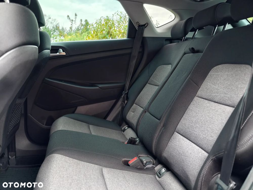 Hyundai Tucson 2.0 CRDI Premium 4WD - 32