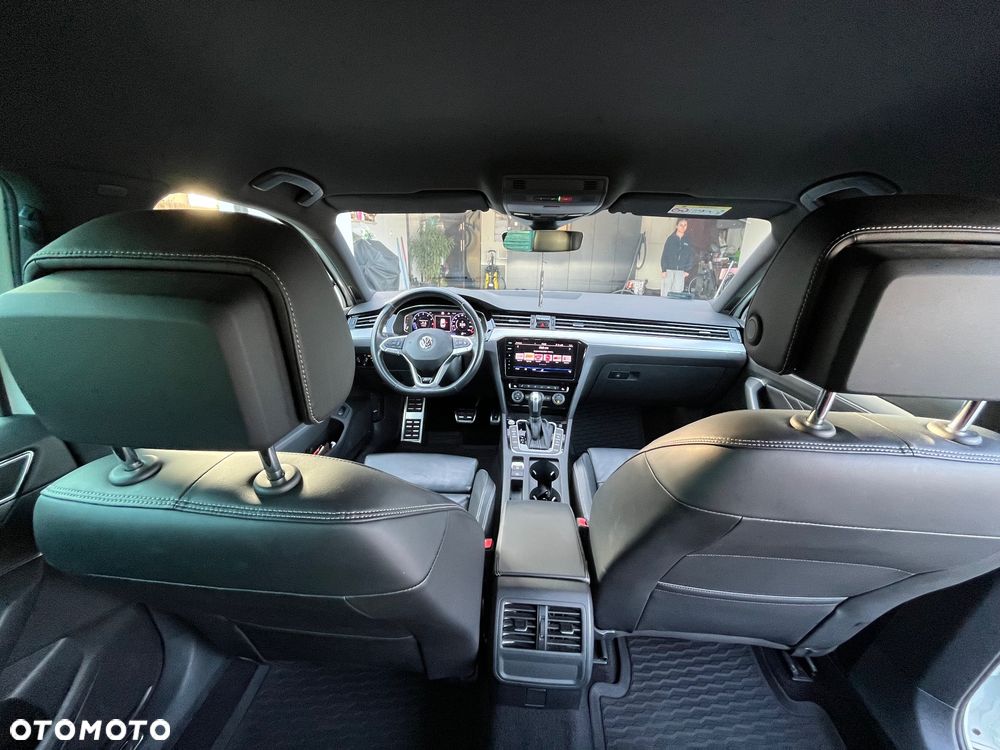 Volkswagen Passat 2.0 TSI Elegance DSG - 20