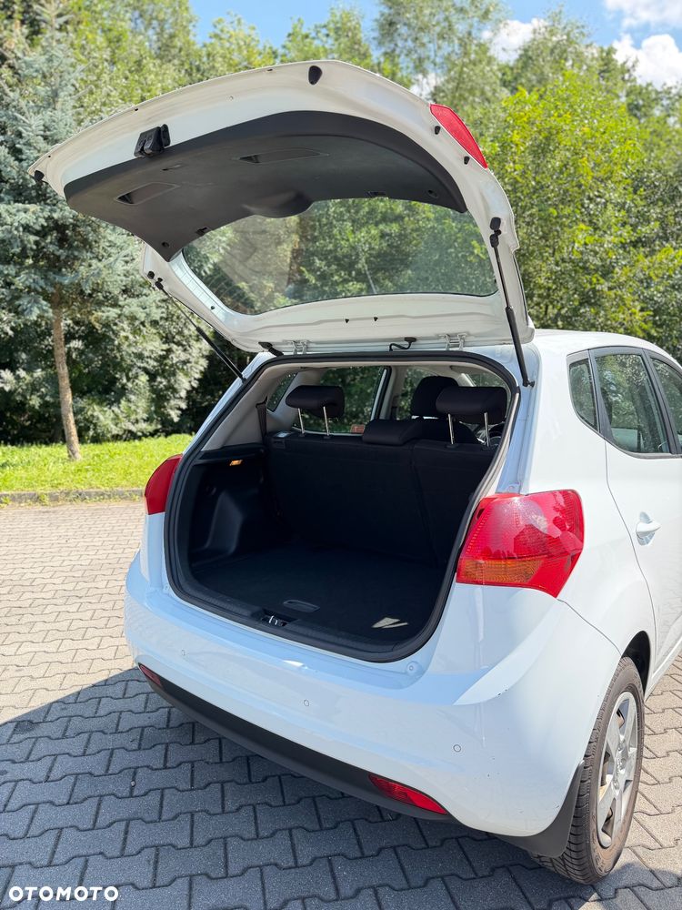 Kia Venga 1.4 M - 11
