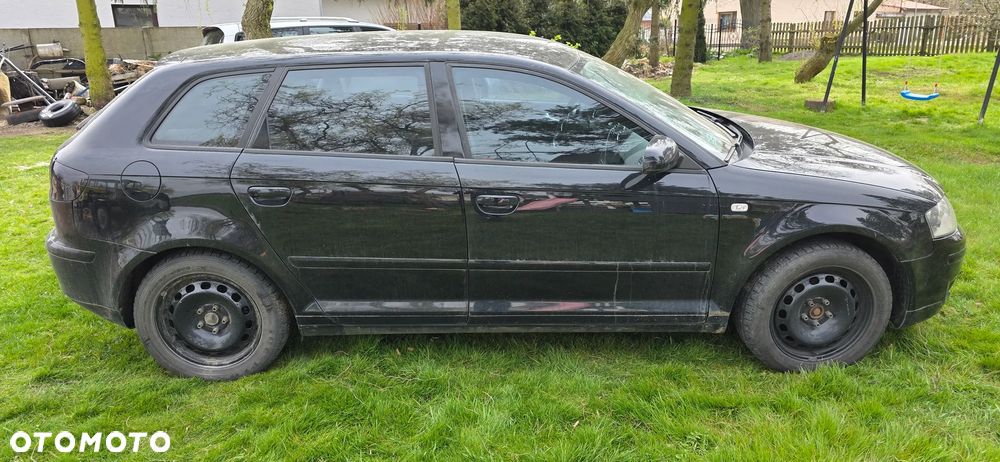 Audi A3 Sportback - 6