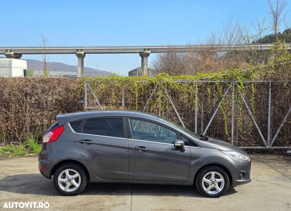 Ford Fiesta 1.5 TDCi Titanium - 11