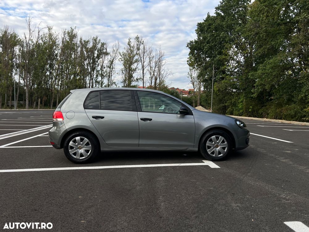 Volkswagen Golf - 5