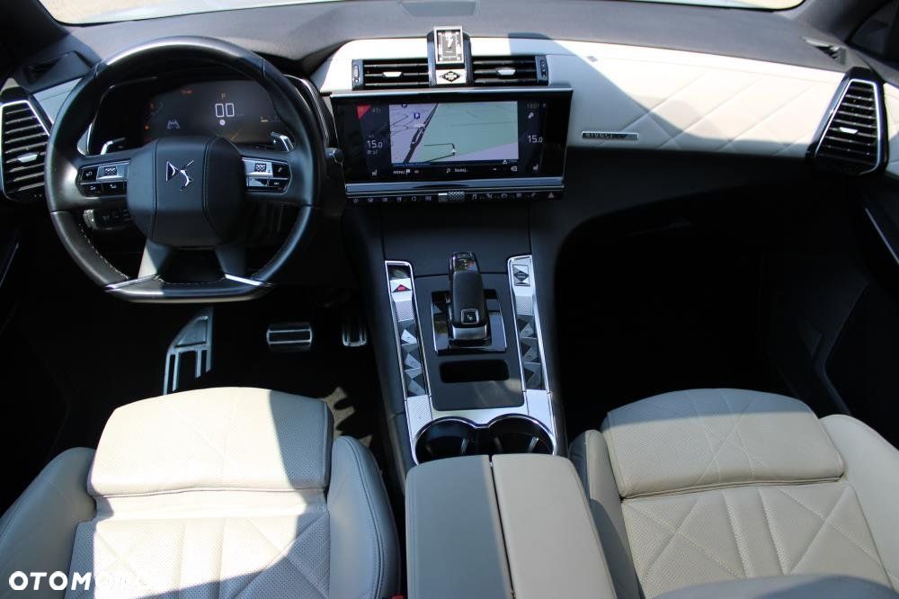 DS Automobiles DS 7 Crossback - 24