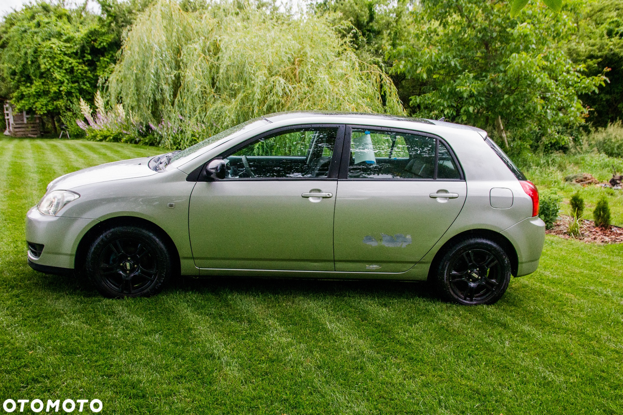 Toyota Corolla - 12