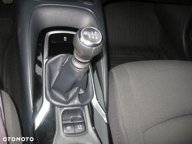 Toyota Corolla 1.6 Prestige - 22