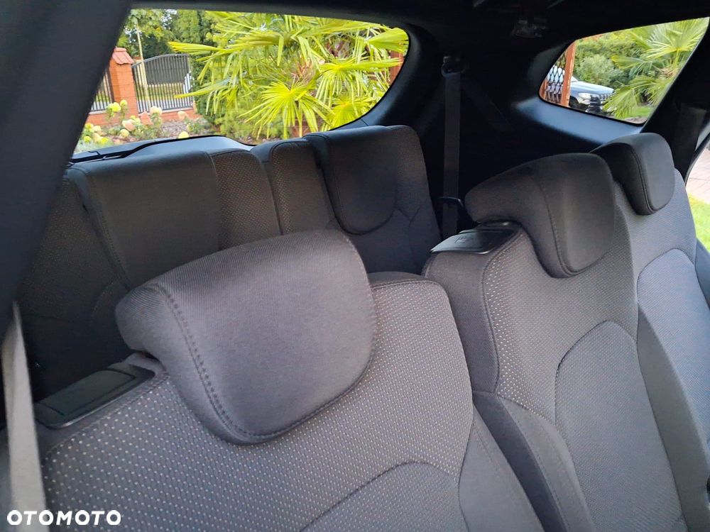 Kia Carens 1.6 GDI Business Line 7os EU6 - 28