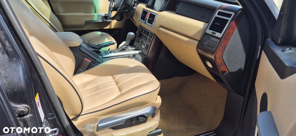 Land Rover Range Rover - 16