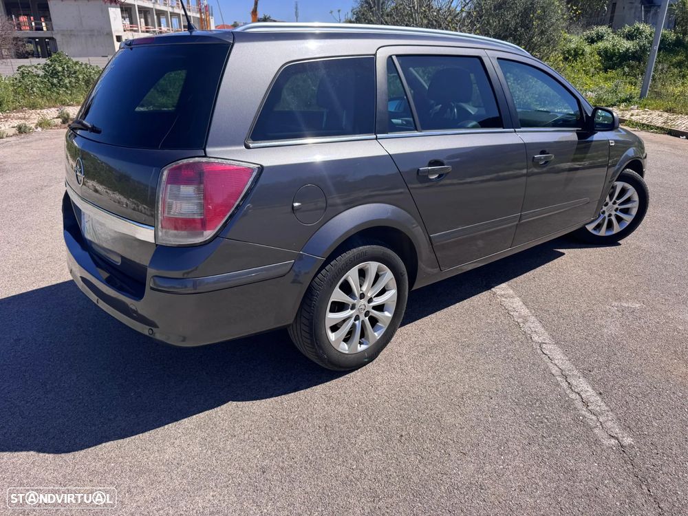 Opel Astra Caravan 1.7 CDTi Cosmo Plus - 3